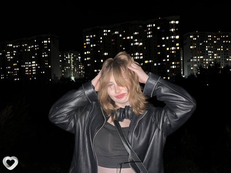 Кира Прыщ, 19, Москве — анкета №2943446