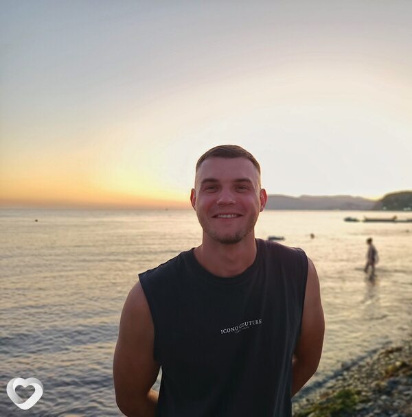 Дмитрий, 27, Асбесте — анкета №2944041