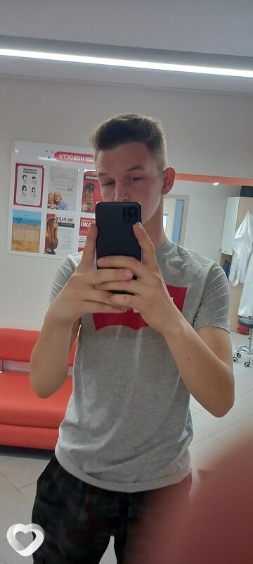 Дмитрий, 23, Кирове — анкета №2944294