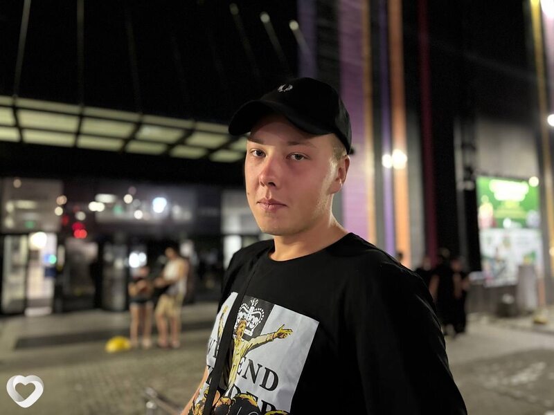 Александр, 22, Москве — анкета №2944550
