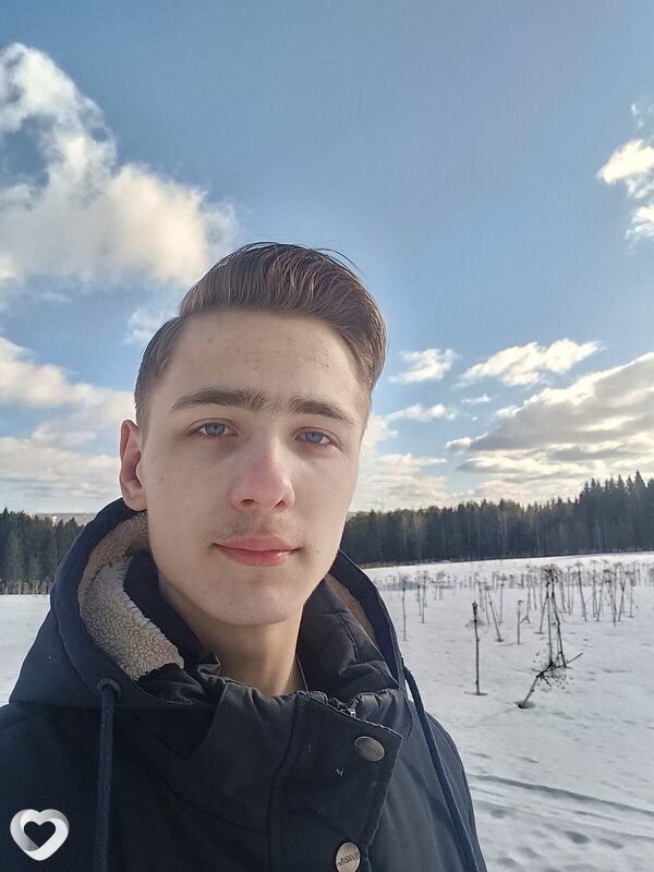 Арсений, 23, Березниках — анкета №2944636