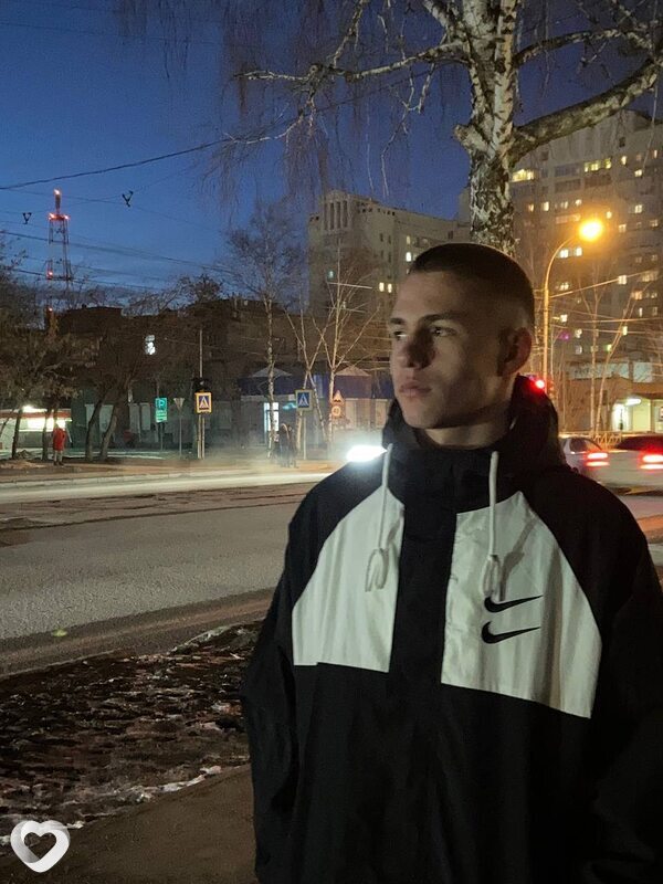 Yura, 20, Новосибирске — анкета №2944655