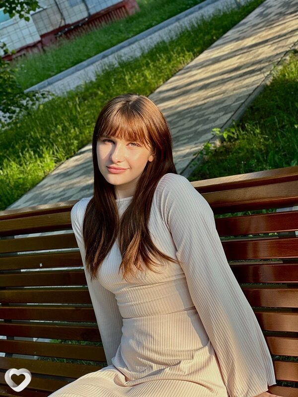 Елизавета, 19, Томске — анкета №2944837