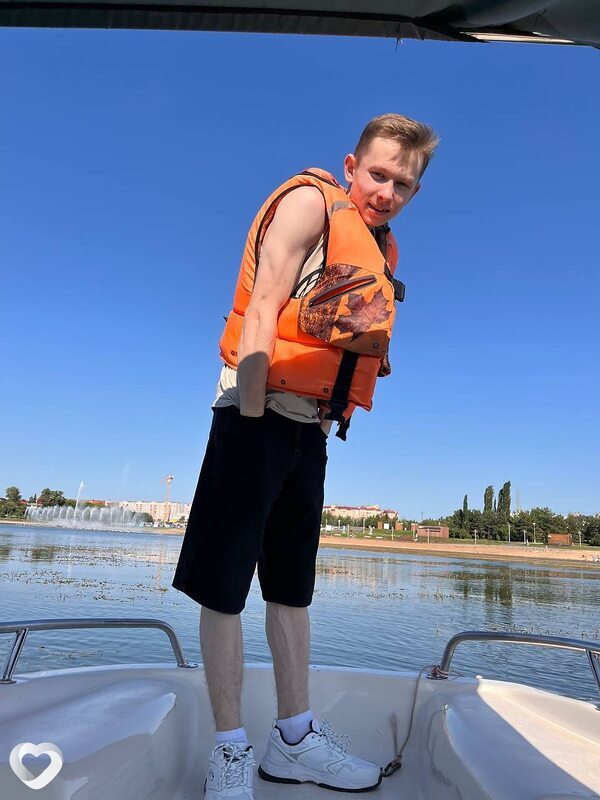 Дима, 22, Уфе — анкета №2944782