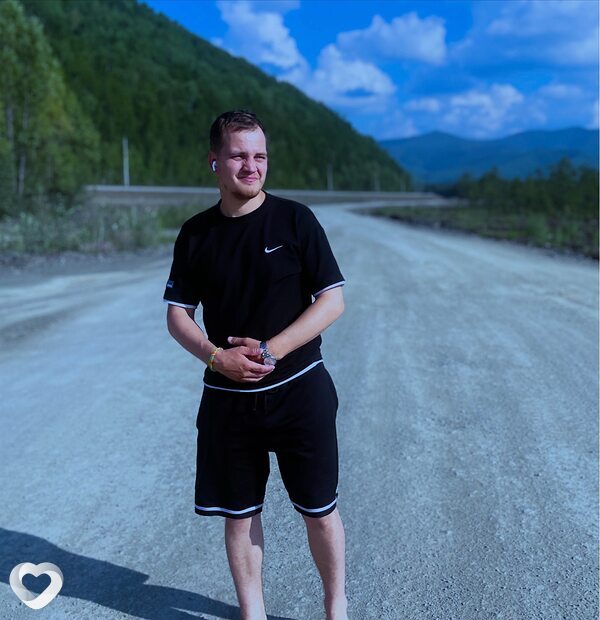 Юрий, 27, Омске — анкета №2945338