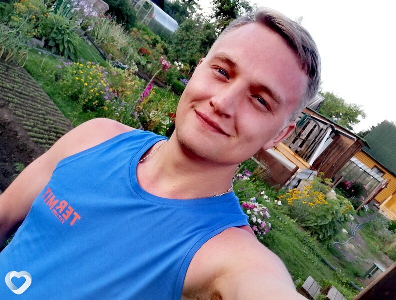 Дмитрий, 27, Мончегорске — анкета №2945475