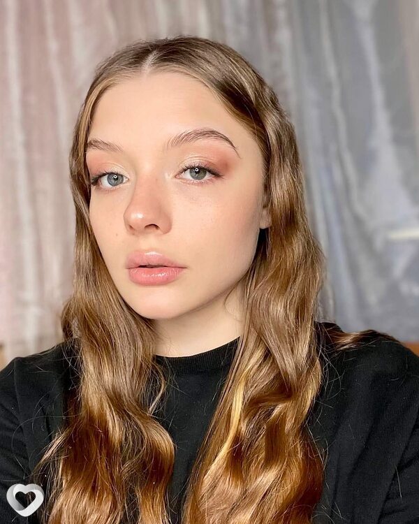 Вика, 22, Москве — анкета №2946019