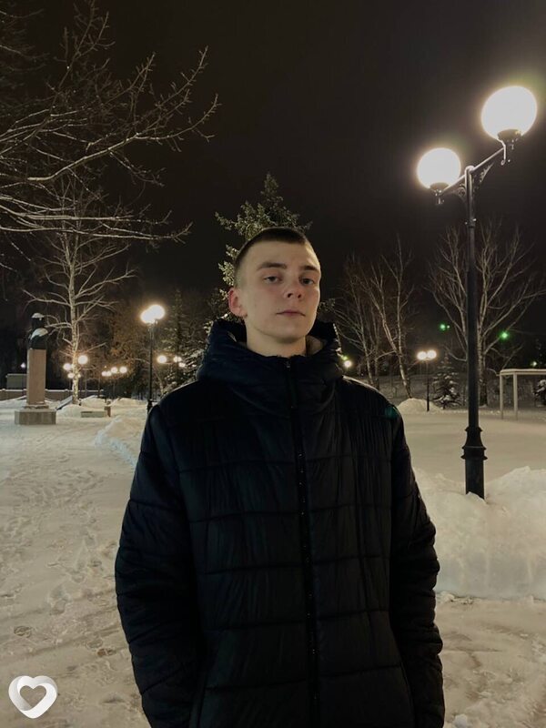 Кирилл, 20, Санкт-Петербурге — анкета №2945779