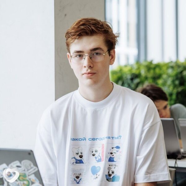 Артём, 19, Москве — анкета №2945720