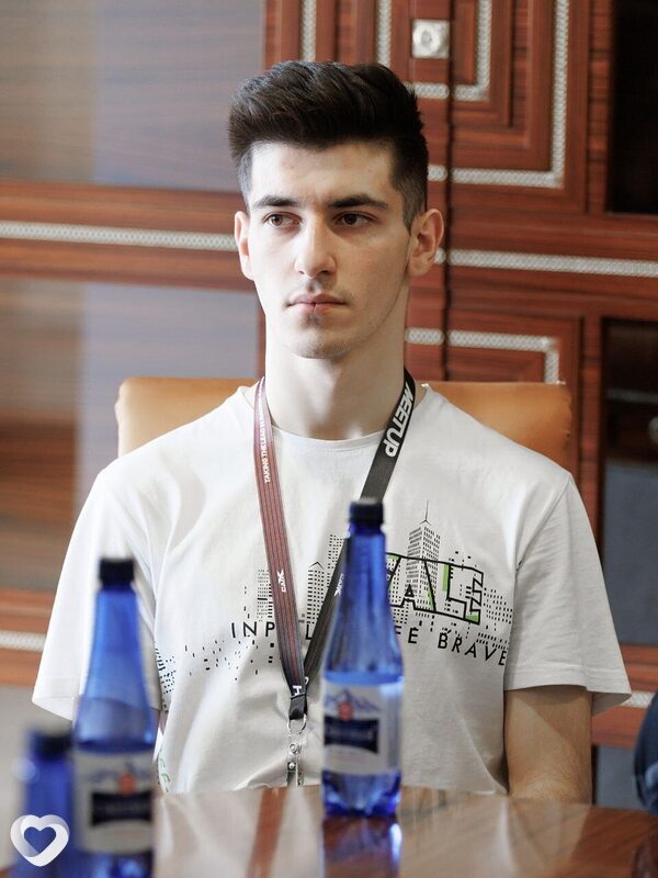 Расул, 24, Москве — анкета №2945729