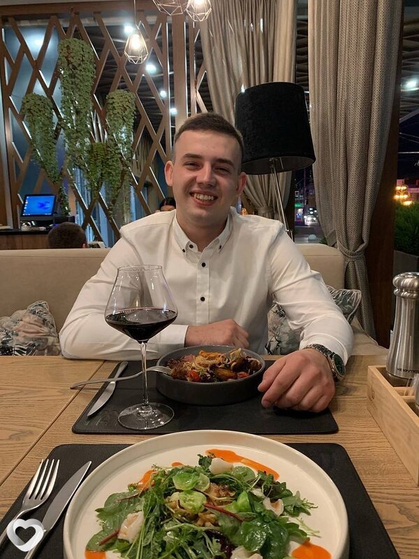 Анатолий, 25, Брянске — анкета №2946009
