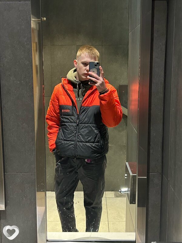 Алексей, 23, Мурманске — анкета №2946077