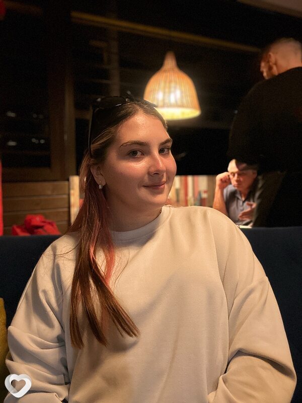 Арина, 19, Шахтах — анкета №2946231