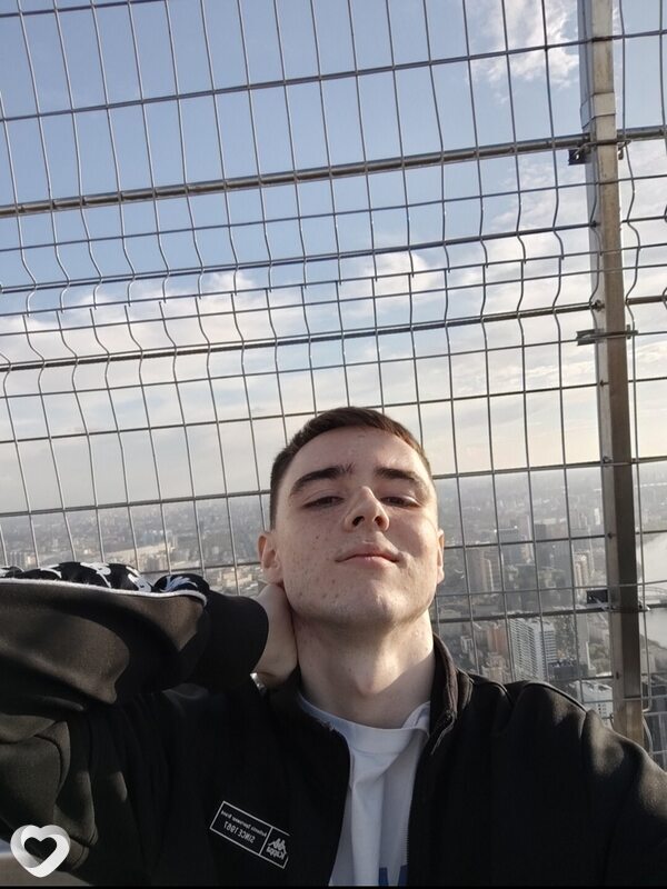 Пётр, 19, Москве — анкета №2946371