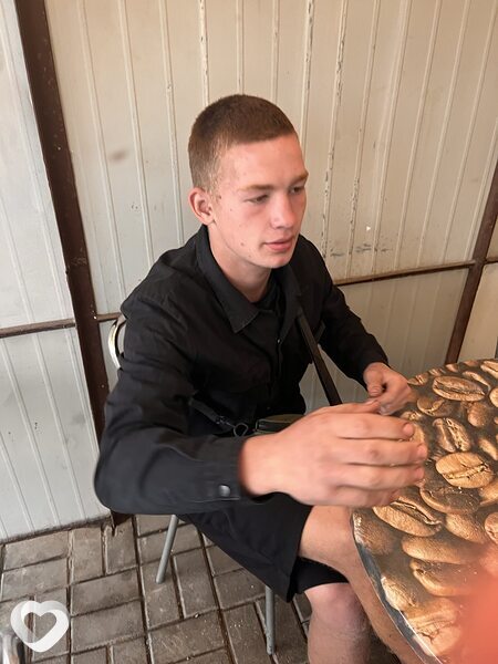 Никита, 20, Минске — анкета №2946514