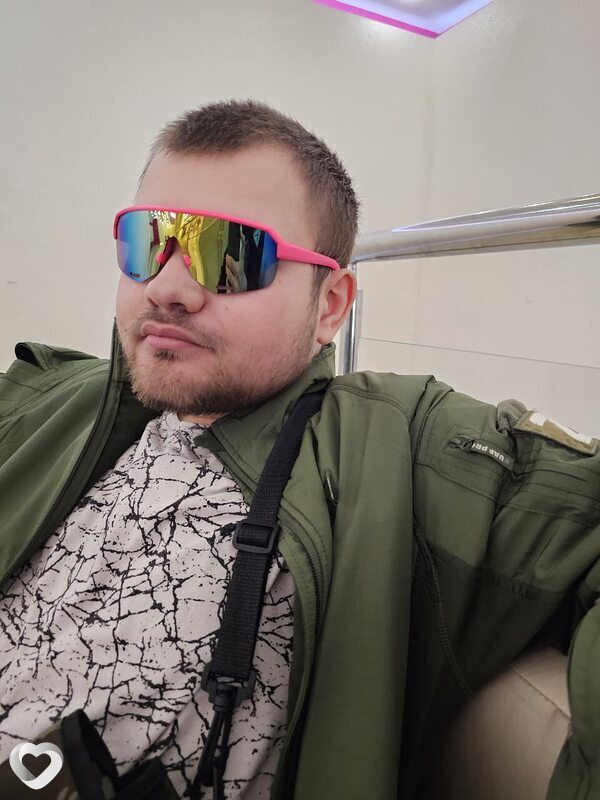 Валерий, 19, Москве — анкета №2947179