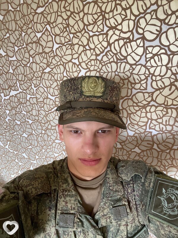 Кирилл, 21, Ярославле — анкета №2947618