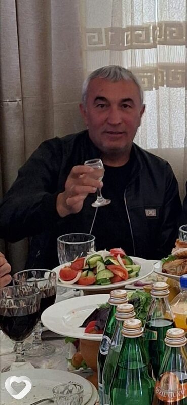 Едик, Москва