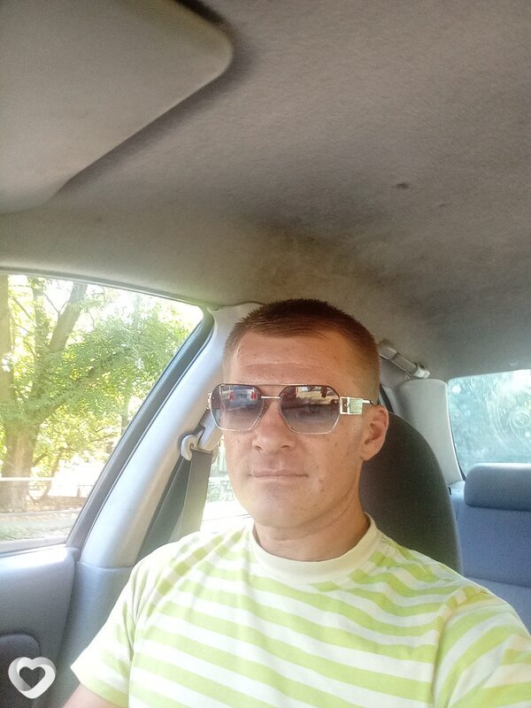 Денис, 39, Донецк (Ростовская Обл.) — анкета №2949523