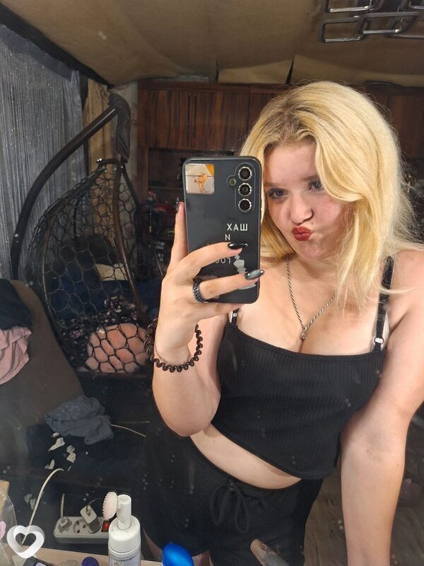 Кристина, 19, Луганске — анкета №2949552