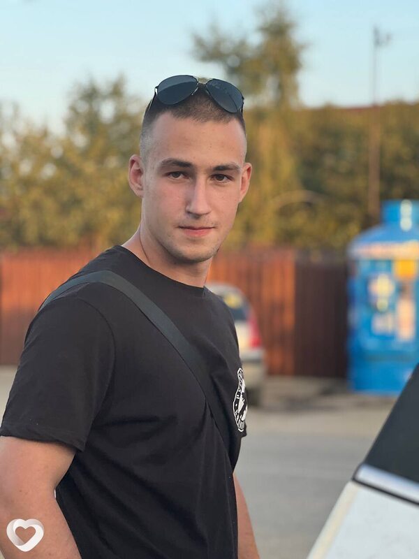 Андрей, 21, Балакове — анкета №2949846