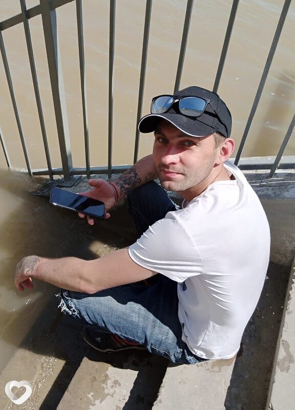 Михаил, 33, Бийске — анкета №2949824