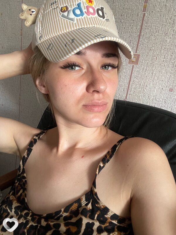 Ангелина, 27, Новомосковске — анкета №2950247