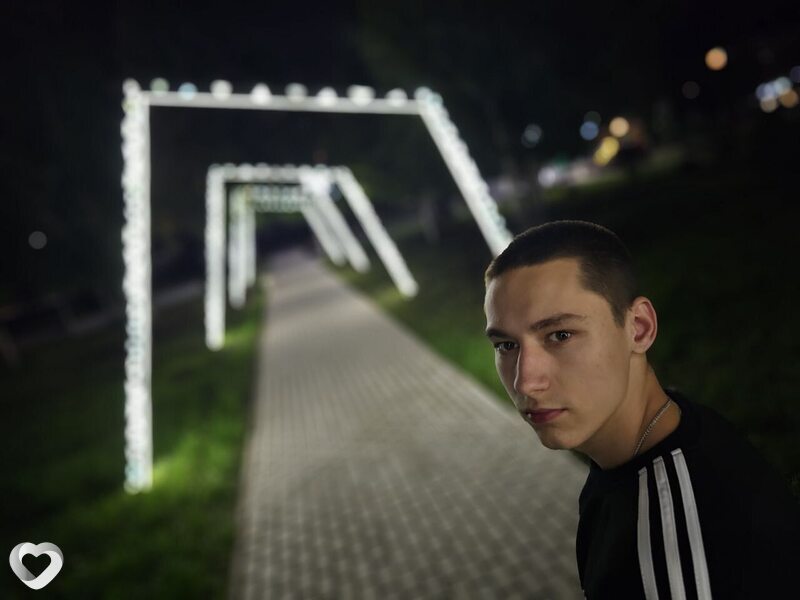 Владимир, 18, Красноярске — анкета №2949989