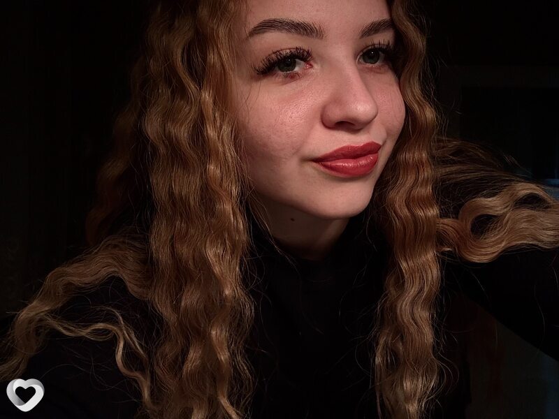 Василиса, 21, Челябинске — анкета №2950071