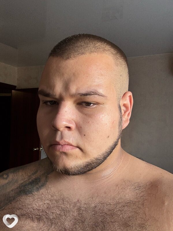 Иван, 21, Волжском — анкета №2950312