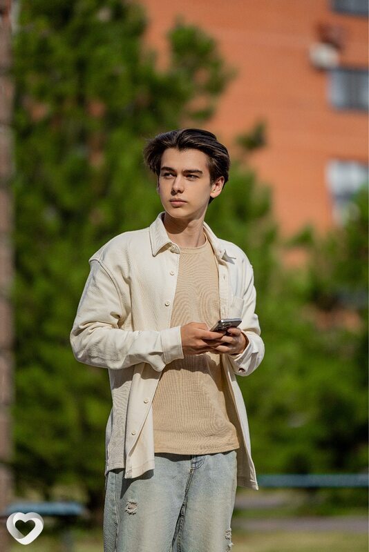Андрей, 21, Санкт-Петербурге — анкета №2950922