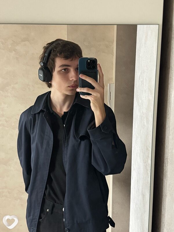 Виталик, 19, Краснодаре — анкета №2950578