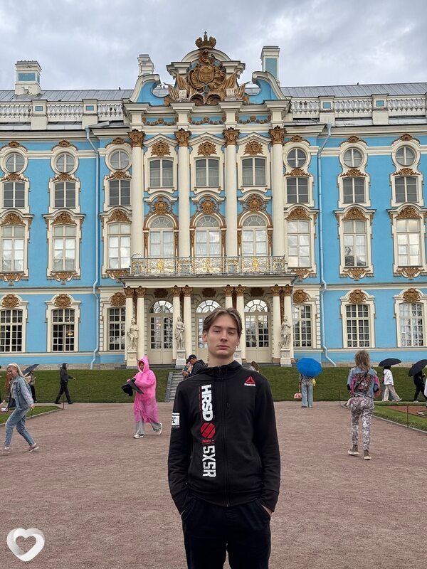 Арсений, 19, Санкт-Петербурге — анкета №2950687