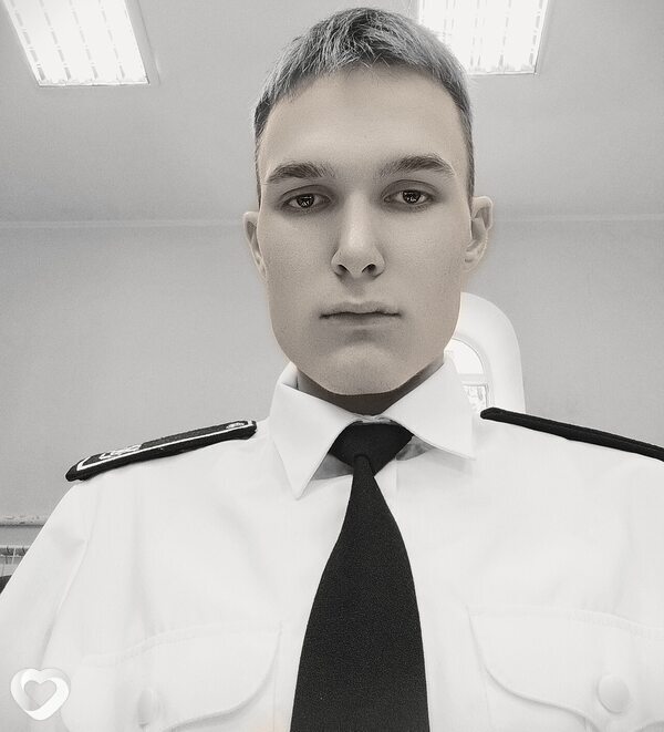 Алекс, 20, Санкт-Петербурге — анкета №2950677
