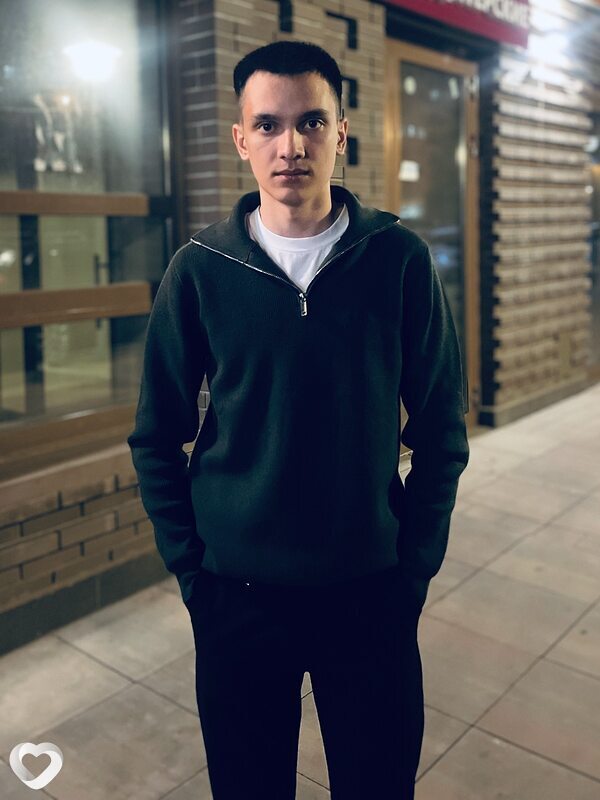 Стас, 21, Красноярске — анкета №2951086