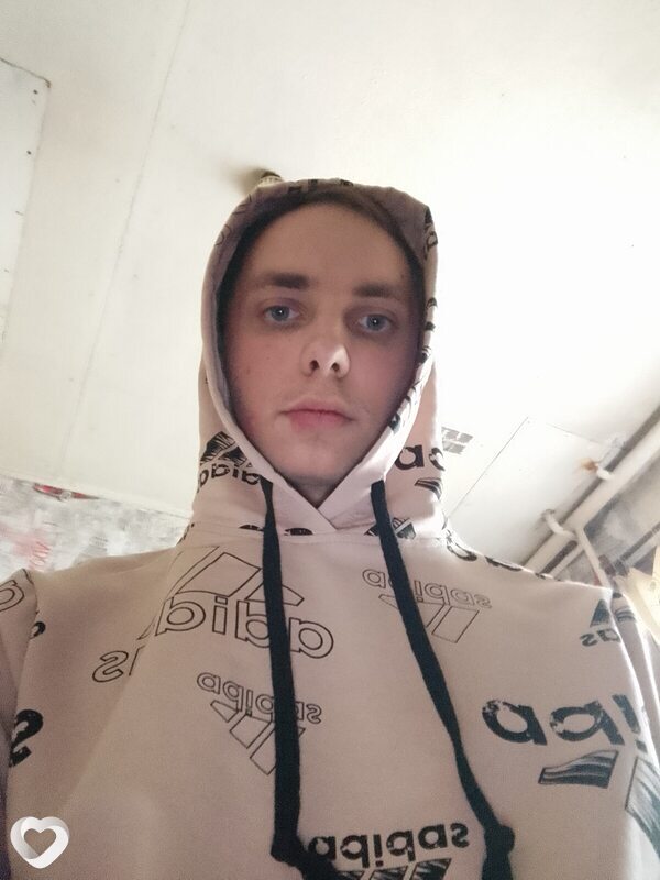 Андрей, 21, Пинске — анкета №2951126