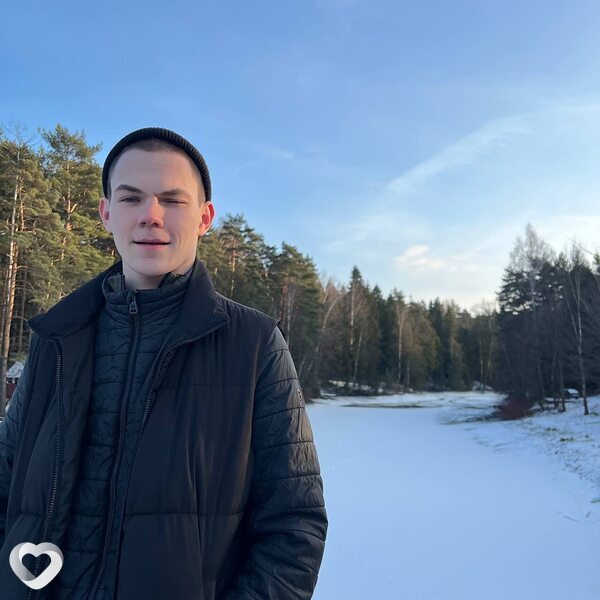 Миша, 19, Тюмени — анкета №2951132