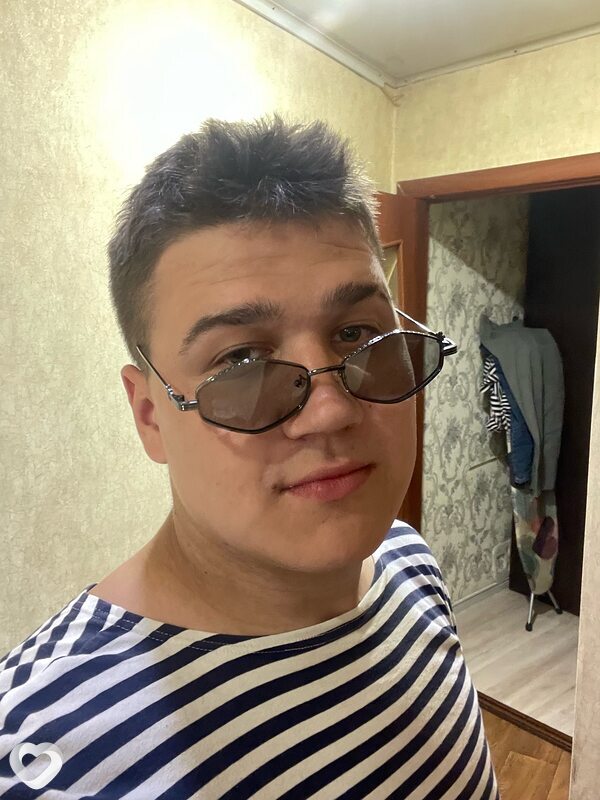 Рома, 24, Северодвинске — анкета №2951574