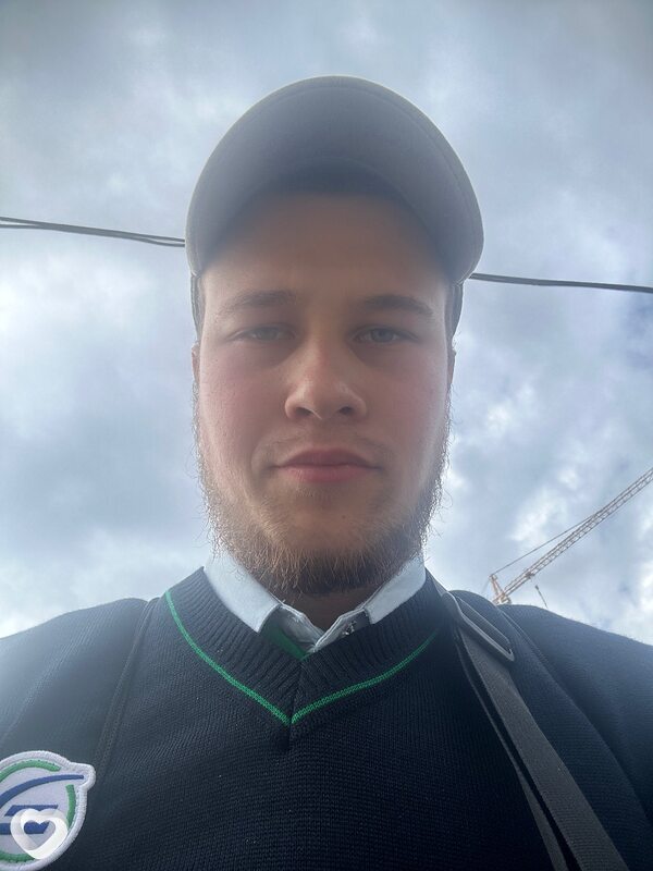 Яша, 21, Москве — анкета №2952064