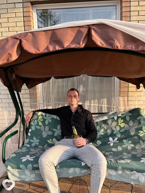 Кирилл, 26, Омске — анкета №2952261