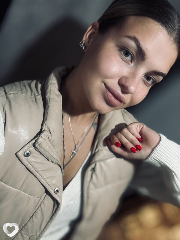 Яна, 26, Красноярске — анкета №2952115