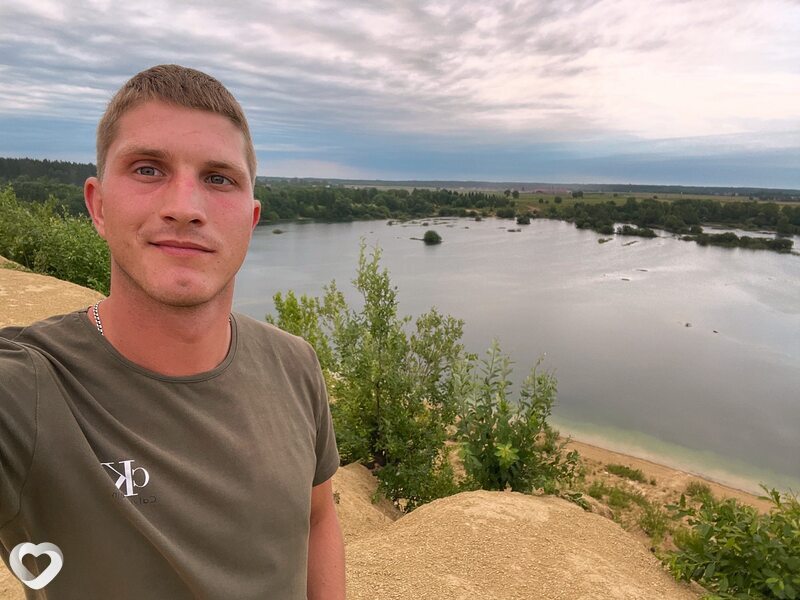 Анатолий, 27, Великом Новгороде — анкета №2952161