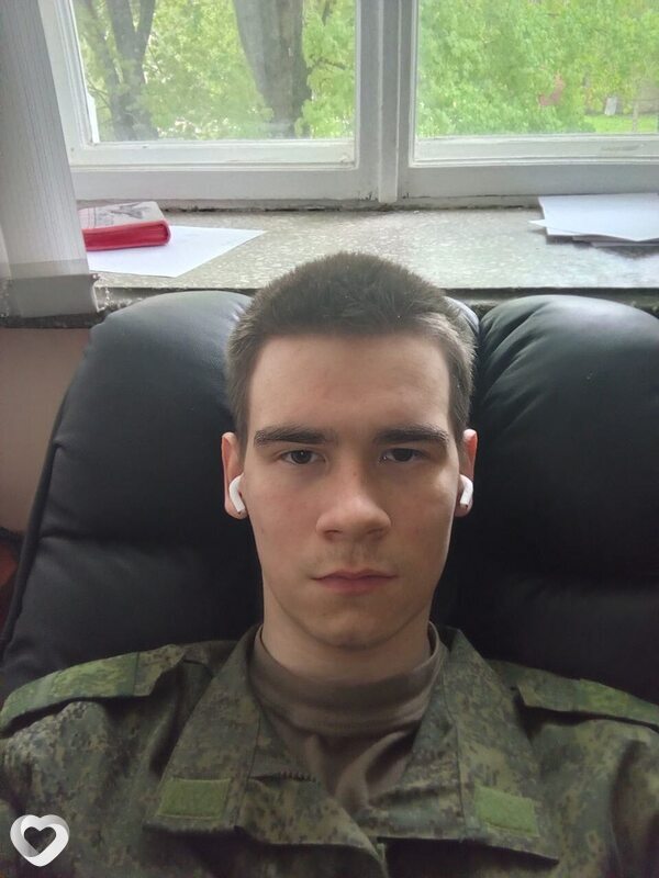 Данил, 22, Екатеринбурге — анкета №2952402