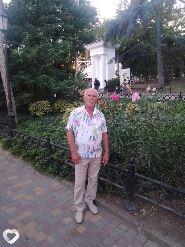 Леонид, 61, Симферополе — анкета №2952716
