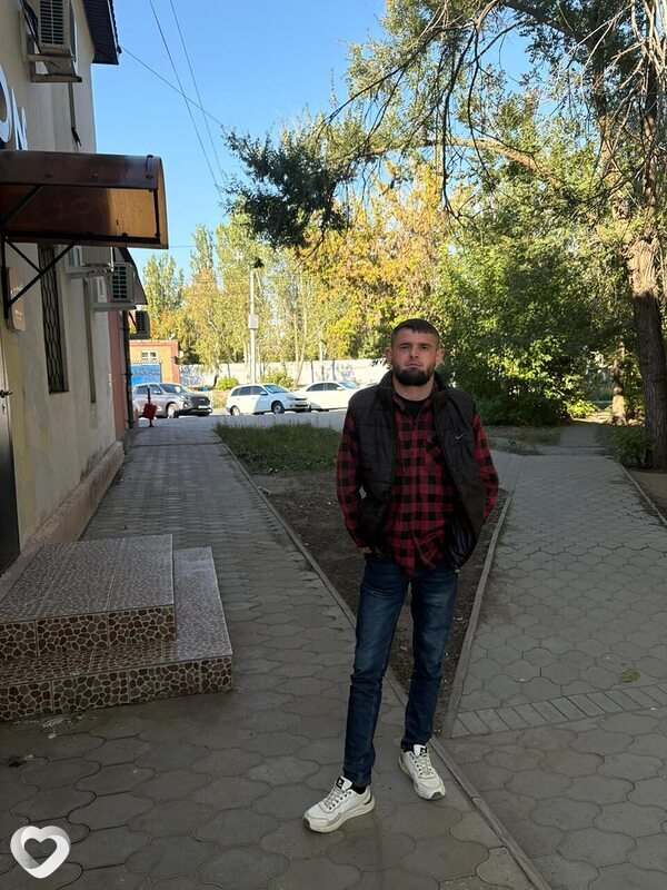 Александр, 31, Волжском — анкета №2952808