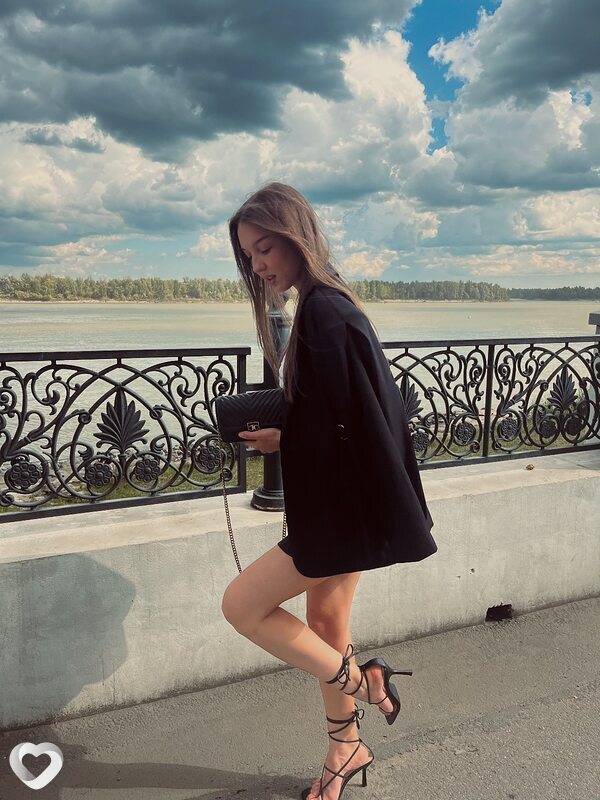 Антонина, 19, Барнауле — анкета №2953677