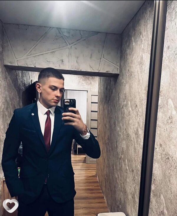 Сергей, 22, Калининграде — анкета №2953344