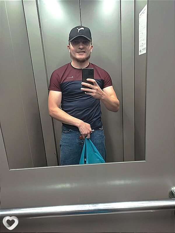 Максим, 25, Новосибирске — анкета №2953753