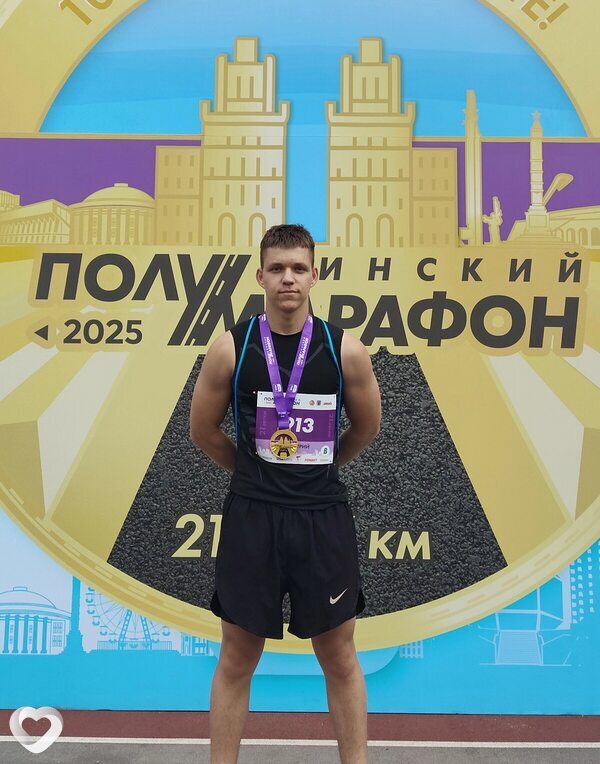Дмитрий, 19, Минске — анкета №2953927