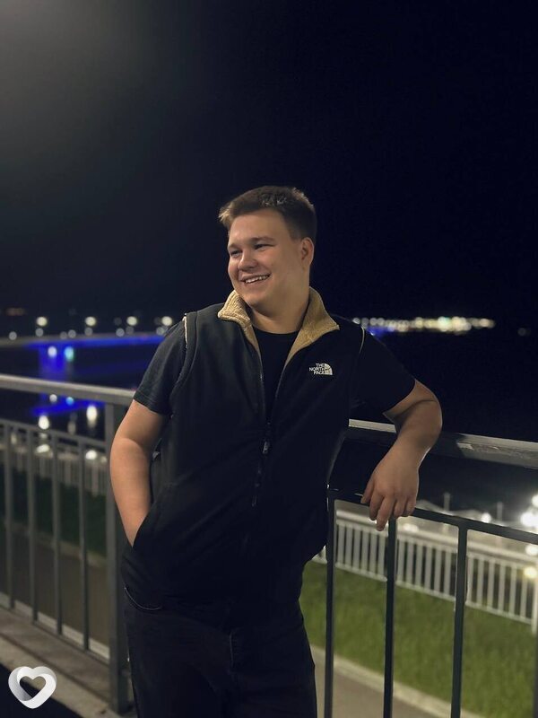 Дмитрий, 22, Барнауле — анкета №2954795